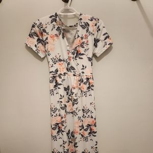 Large, high-low floral print dress, maternity